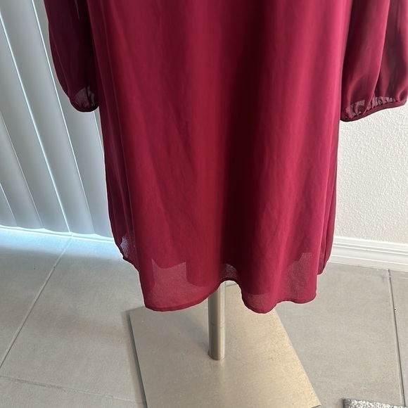 LULUS BURGUNDY V NECK SHIFT DRESS GUC SZ XS CAREER DATE NIGHT WEDDING PARTY - Picture 8 of 12